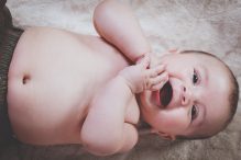Ingrijirea bebelusului in primele luni