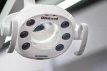 Tratamente stomatologice cu laser